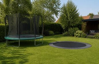 Vergelijking tussen een opbouw trampoline en een inground trampoline in een tuin